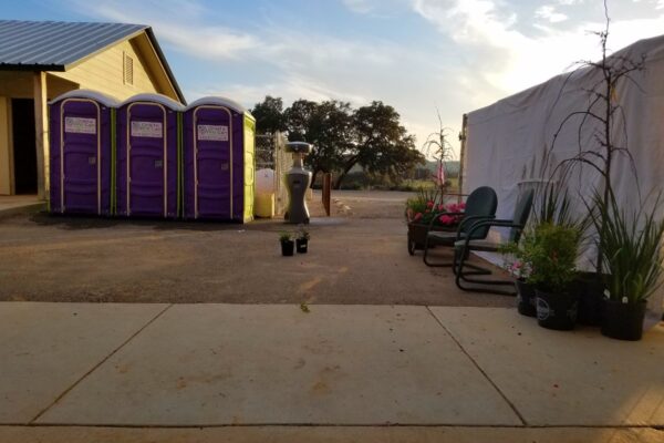 hill country campground toilets boerne park restrooms bulverde campsite bathroom
